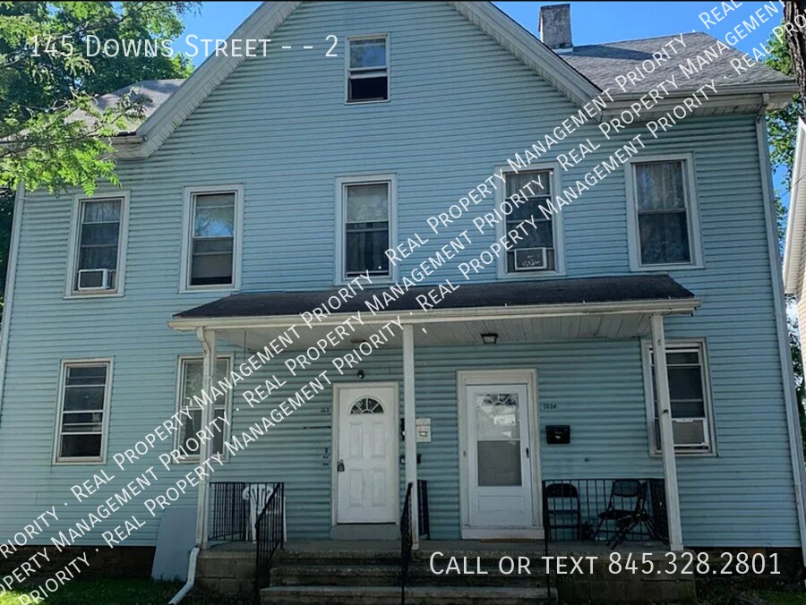 145 Downs St-Unit -2 in Kingston, NY - Building Photo