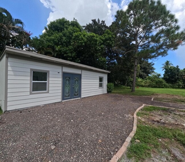 property at 12809 53rd Rd N