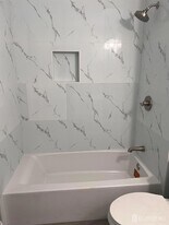 1405 Aspen Dr, Unit 1405 in Plainsboro, NJ - Building Photo