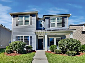 730 Celebration Lane in Middleburg, FL - Building Photo