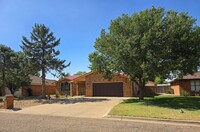 808 Rosewood Dr in Clovis, NM - Building Photo - Building Photo