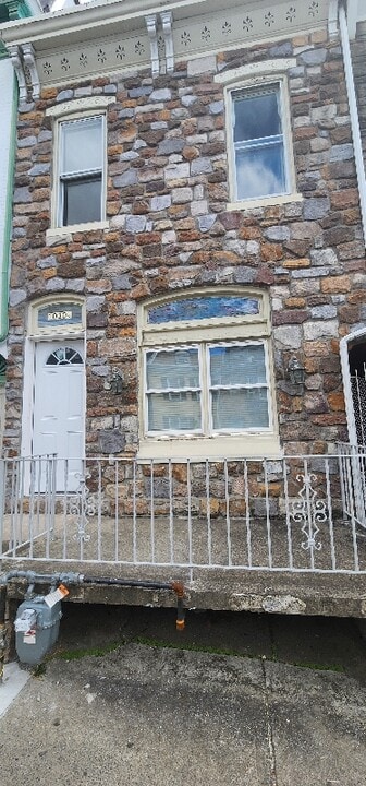 1030A Elm St in Reading, PA - Building Photo