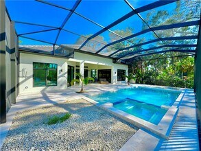 27287 Tennessee St in Bonita Springs, FL - Building Photo - Building Photo