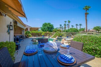 37905 Pineknoll Ave, Unit 101 in Palm Desert, CA - Building Photo - Building Photo