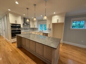 135 Westford Rd in Tyngsboro, MA - Building Photo - Building Photo