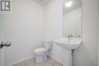 23 Alan Francis Ln in Markham, ON - Building Photo - Building Photo