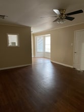 108 W Collins St in Henderson, TX - Building Photo - Building Photo