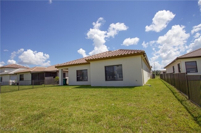 4864 Gambero Wy in Ave Maria, FL - Building Photo - Building Photo