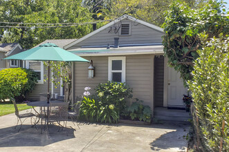 1153 Eggleston St in Napa, CA - Building Photo - Building Photo