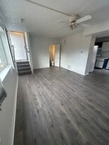 2530 Taylor Ln in Pueblo, CO - Building Photo