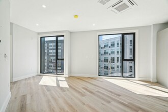 3748 Lancaster Ave in Philadelphia, PA - Foto de edificio - Building Photo