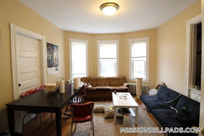 90 Fisher Ave