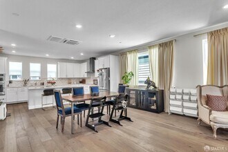 2821 San Jacinto Ln in Alameda, CA - Building Photo - Building Photo