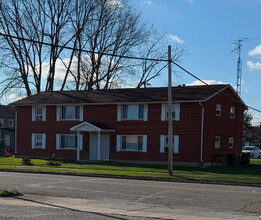 115 S Church St in New Carlisle, OH - Building Photo - Building Photo