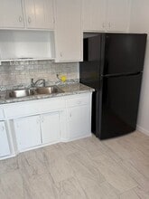 7617 Sturgess Ave in La Mesa, CA - Building Photo - Building Photo