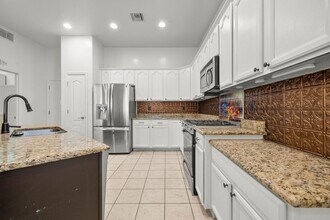 855 S Eynon Pl in Vail, AZ - Building Photo - Building Photo
