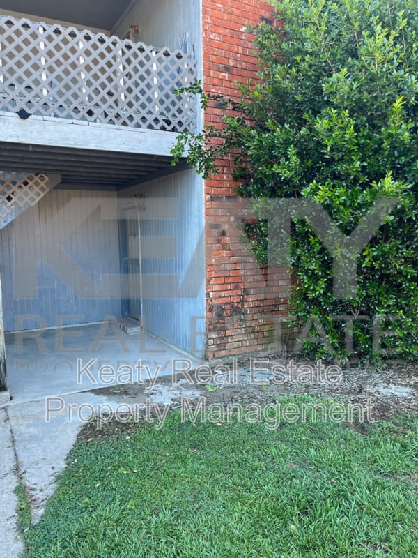 property at 409 Scotsdale St