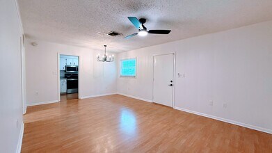 3429 S Polk Ave in Lakeland, FL - Building Photo - Building Photo