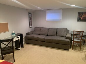 5806 McKinley St, Unit A in Bethesda, MD - Building Photo - Building Photo