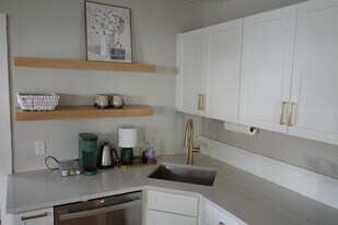 36 Wentworth St in Biddeford, ME - Building Photo