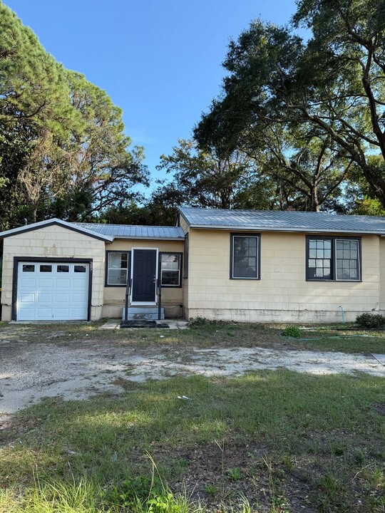 207 Highway Ave in Fort Walton Beach, FL - Foto de edificio