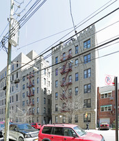 3040 Cruger Ave in Bronx, NY - Foto de edificio - Building Photo