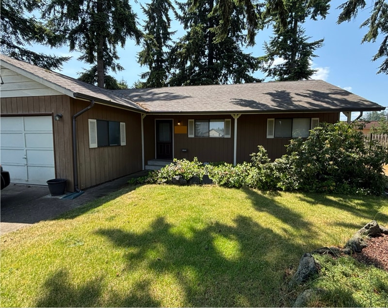 114 175th St S in Spanaway, WA - Building Photo