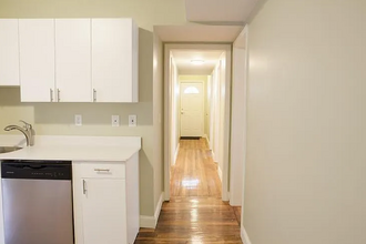 4043 Washington St, Unit 2 in Boston, MA - Foto de edificio - Building Photo