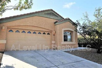 6839 W Brightwater Way in Tucson, AZ - Building Photo - Building Photo