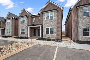 7226 Sassafras Way in Knoxville, TN - Building Photo