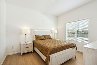 6470 Stockton Blvd in Sacramento, CA - Building Photo - Building Photo