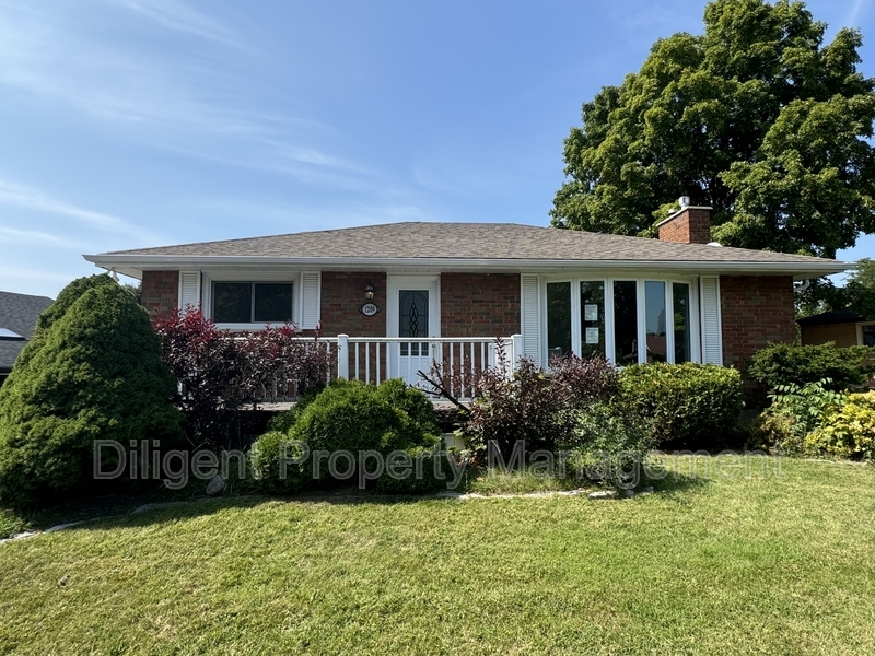 1209 Trentway Vista in Peterborough, ON - Building Photo