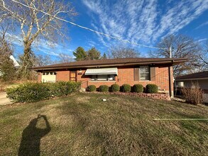 230 Georgia Ave in Ferguson, MO - Building Photo - Building Photo