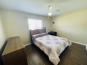 17430 W Carnegie Cir in Ft. Myers, FL - Building Photo - Building Photo