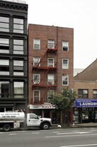 173 First Ave in New York, NY - Building Photo