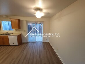 201 Talisman Dr in Folsom, CA - Building Photo - Building Photo