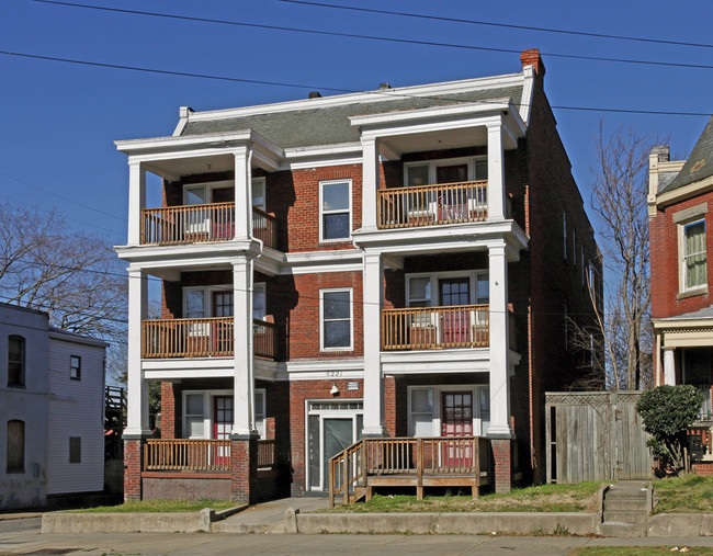 Hazlewood Apartments in Richmond, VA - Building Photo - Building Photo