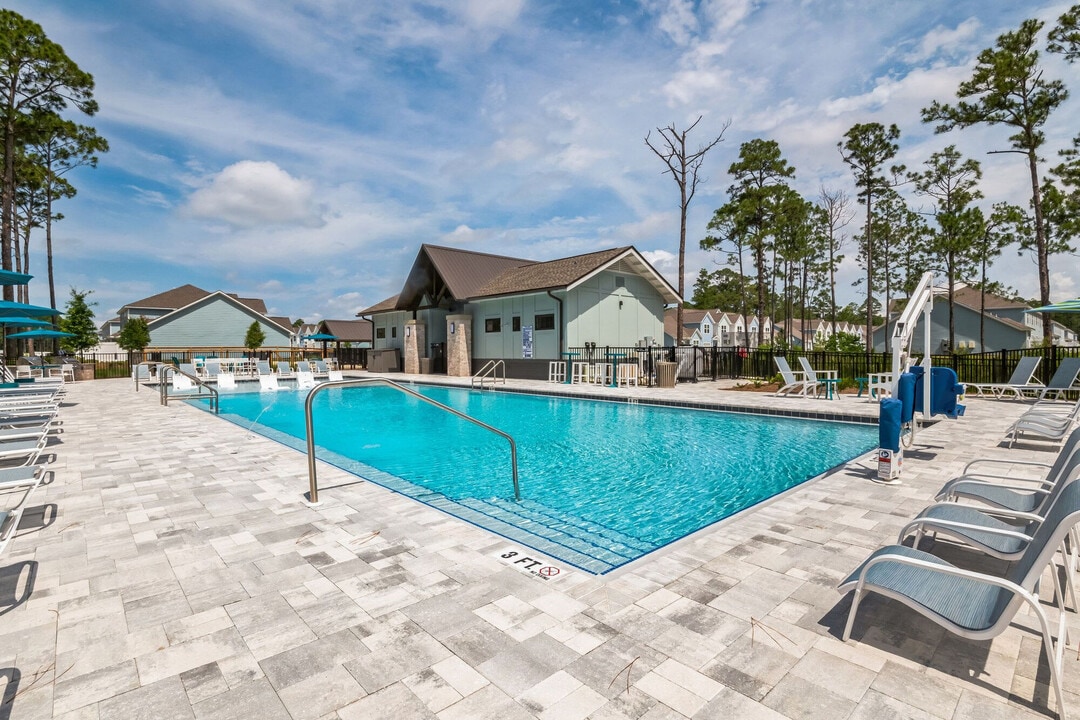 Artisan Living North Beach in Santa Rosa Beach, FL - Foto de edificio