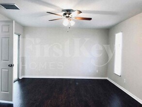 1016 SW 37th Terrace in Cape Coral, FL - Building Photo - Building Photo