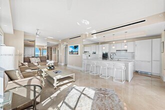 19253 Fisher Island Dr in Miami Beach, FL - Building Photo - Building Photo