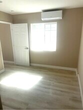 24047 Gilmore St in West Hills, CA - Building Photo - Building Photo