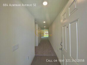 884 Alminar Ave SE in Palm Bay, FL - Building Photo - Building Photo