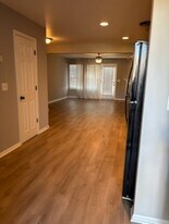 2029 Hickoryleaf Ln in Raymore, MO - Building Photo