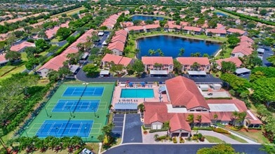 7922 Sandy Pointe Dr in Delray Beach, FL - Building Photo - Building Photo
