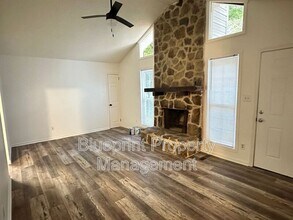 5997 Amber Hills Rd in Birmingham, AL - Foto de edificio - Building Photo