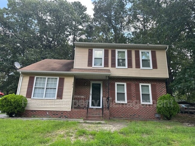 property at 5013 Cedarbend Ln