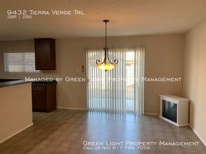 9432 Tierra Verde Dr in Fort Worth, TX - Building Photo - Building Photo