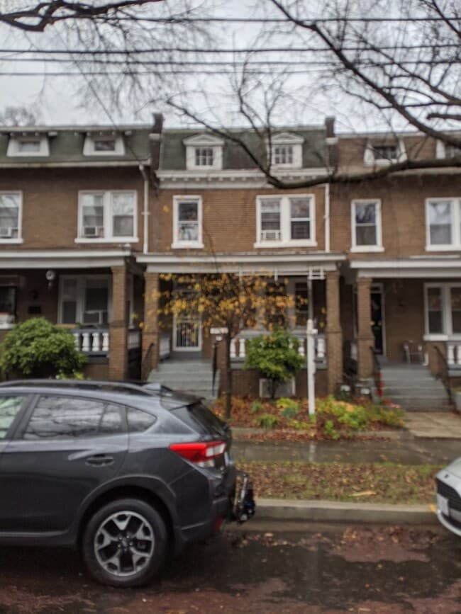 524 Decatur St NW in Washington, DC - Building Photo - Building Photo