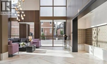 2343 Khalsa Gate in Oakville, ON - Building Photo - Building Photo