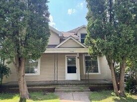 1118 S Barstow St in Eau Claire, WI - Building Photo